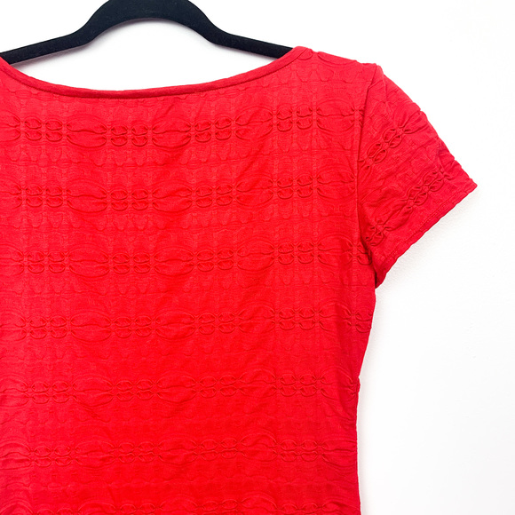 Max Studio Short Sleeve Form Fitting Mid Length Red Dress - Picture 9 of 9